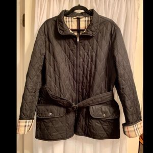 Burberry quilted black zipper jacket with belt